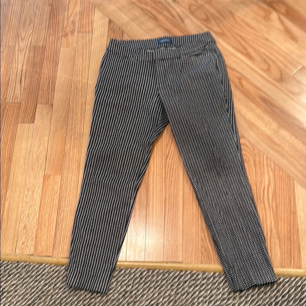 Old Navy Black and White Checkered Pants